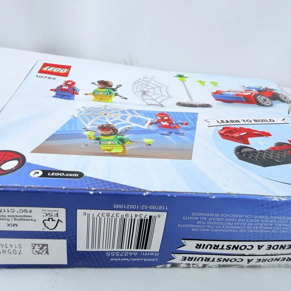 LEGO Spider-Man: Spider-Man's Car and Doc Ock (10789) New Damaged Box - Picture 4 of 4